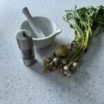 Make your own organic pesticide with garlic and black pepper